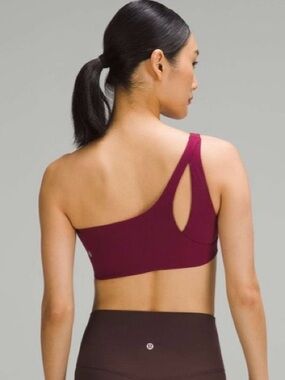 Lululemon Ribbed Nulu
Asymmetrical Yoga Bra